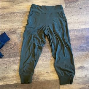 Lululemon align jogger crop